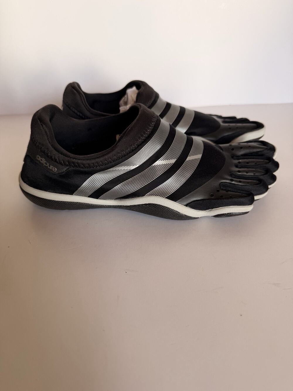 Adidas Adipure Trainer Five Finger Toe Shoes Black V20554 Men's Sz 7 US / 40 EU